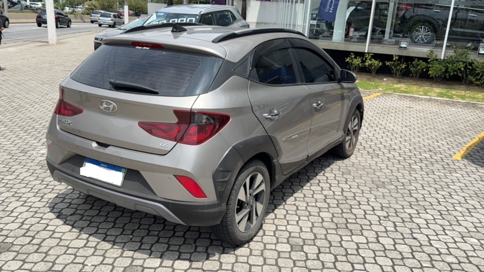 Hyundai-HB20X-1.6 16V FLEX DIAMOND AUTOMÁTICO