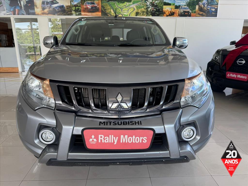 Mitsubishi-L200 TRITON-2.4 16V TURBO DIESEL SPORT HPE CD 4P 4X4 AUTOMÁTICO