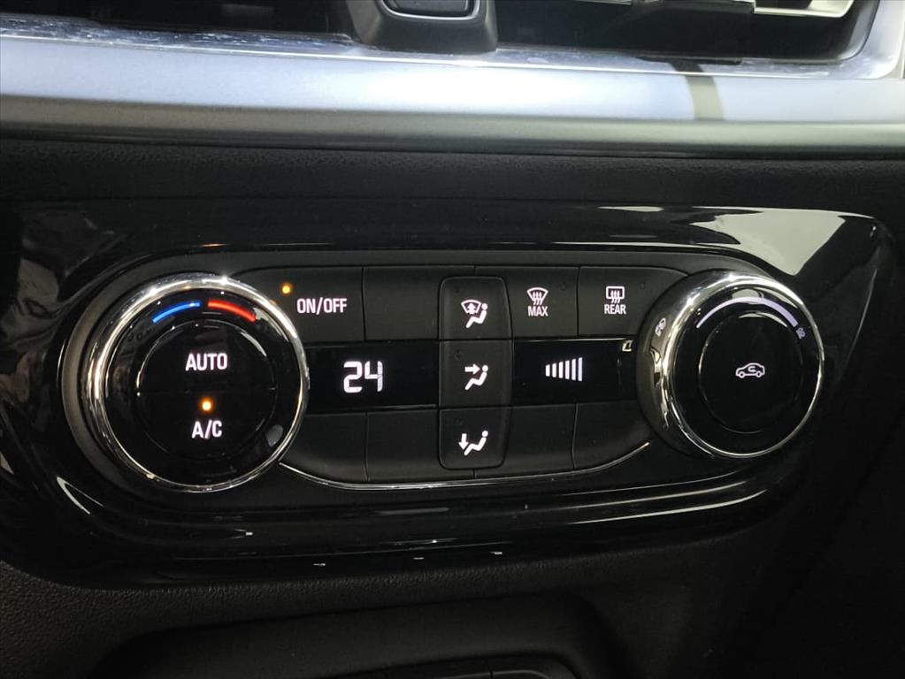 SPIN 1.8 LTZ 8V FLEX 4P AUTOMÁTICO8