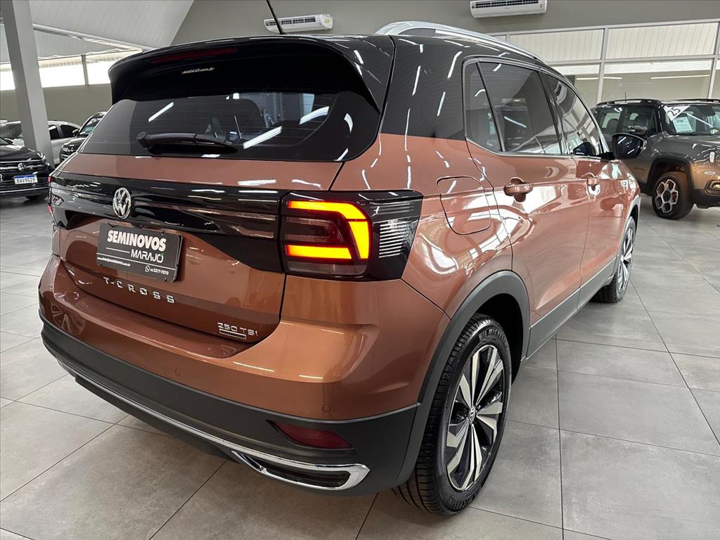 T-CROSS 1.4 250 TSI TOTAL FLEX HIGHLINE AUTOMÁTICO11