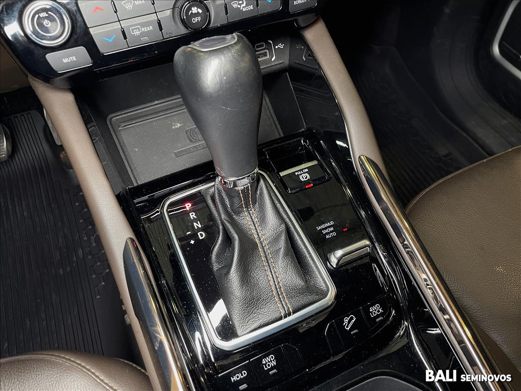 COMMANDER 2.0 TD380 TURBO DIESEL OVERLAND AT916