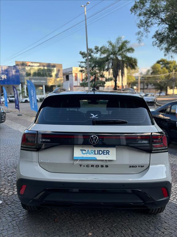 T-CROSS 1.4 250 TSI TOTAL FLEX HIGHLINE AUTOMÁTICO1