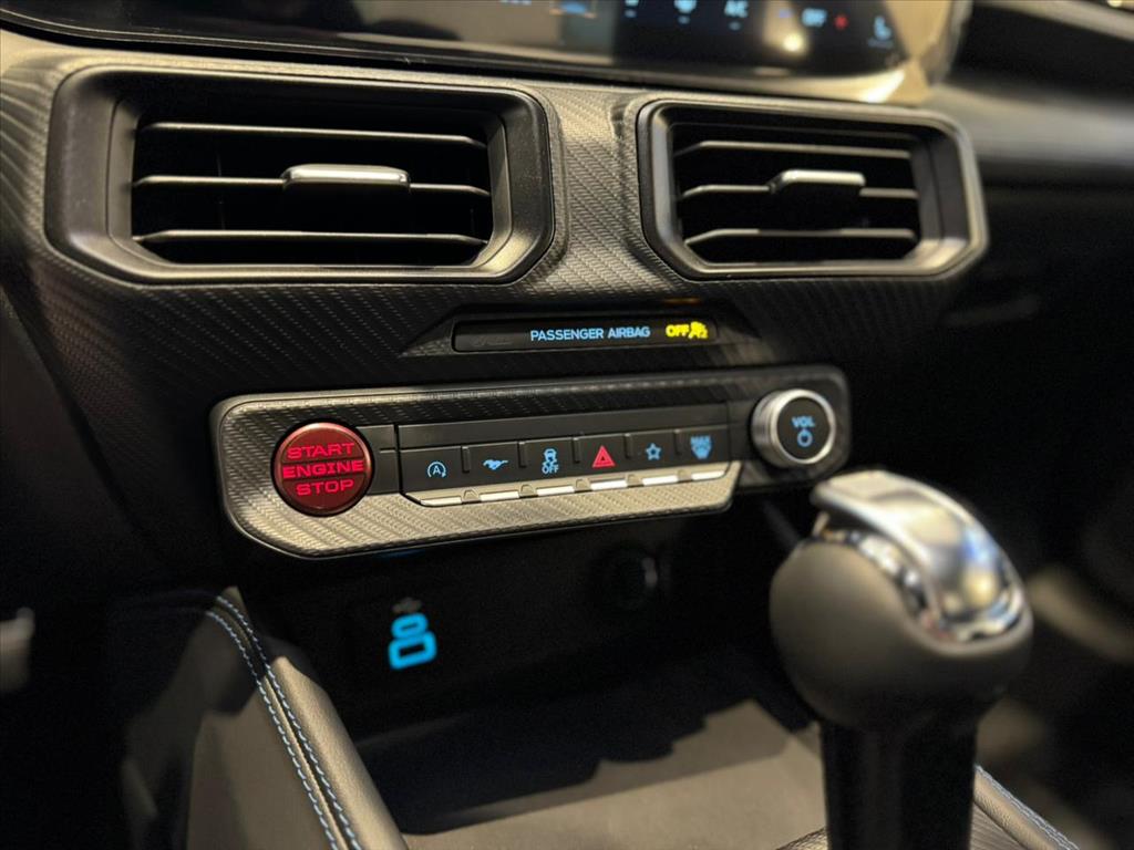 Ford-MUSTANG-5.0 V8 GASOLINA DARK HORSE SELECTSHIFT