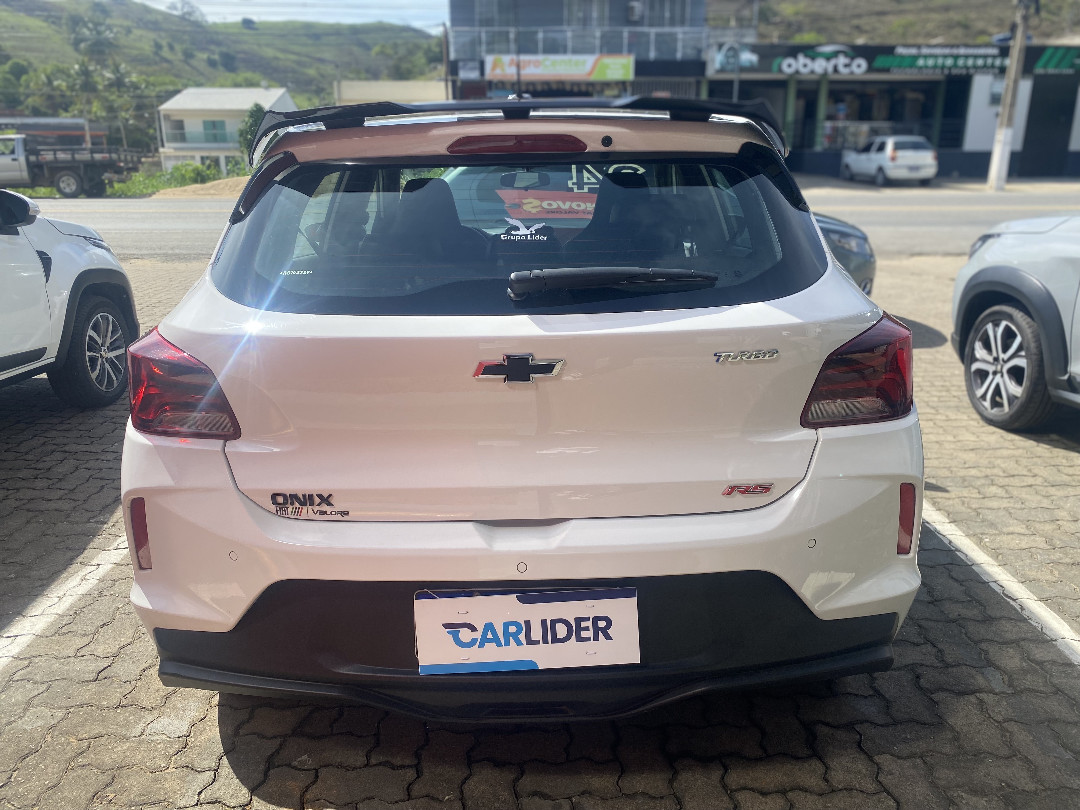 ONIX 1.0 TURBO FLEX RS AUTOMÁTICO3
