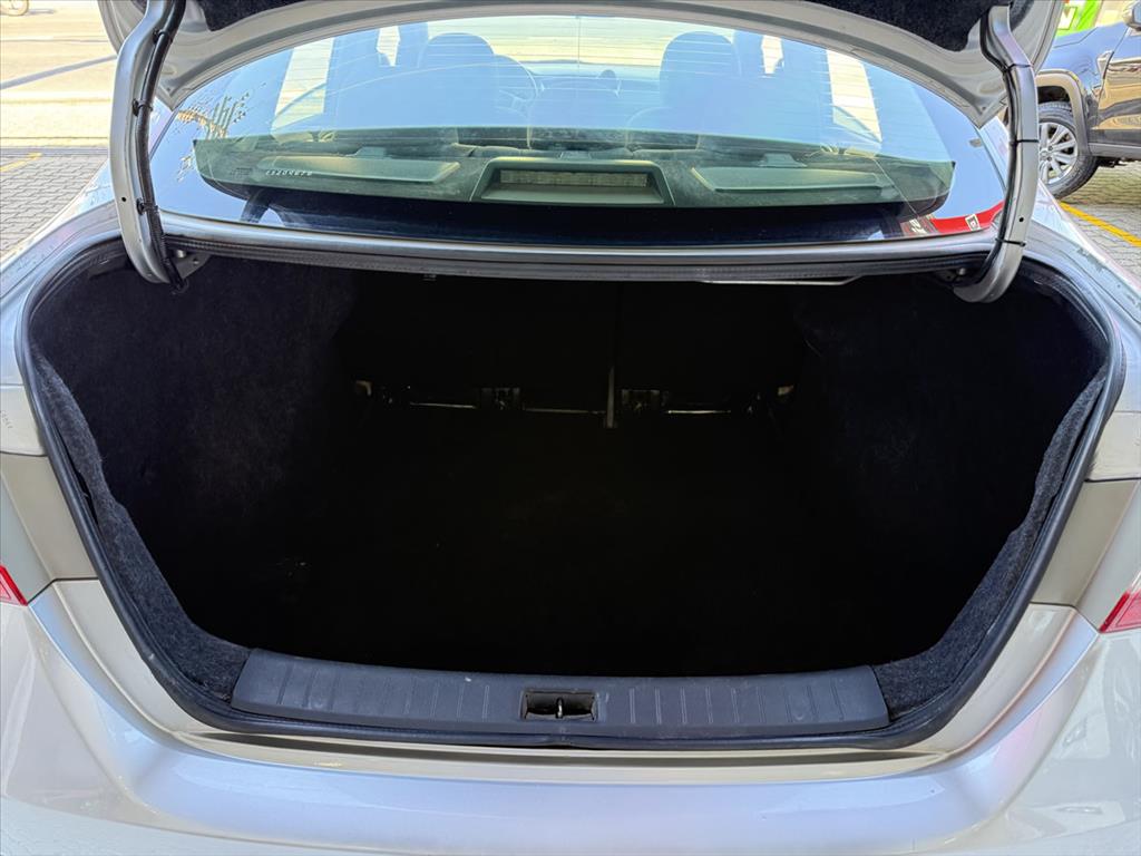 Nissan Sentra - 2.0 SV 16V FLEX 4P AUTOMÁTICO