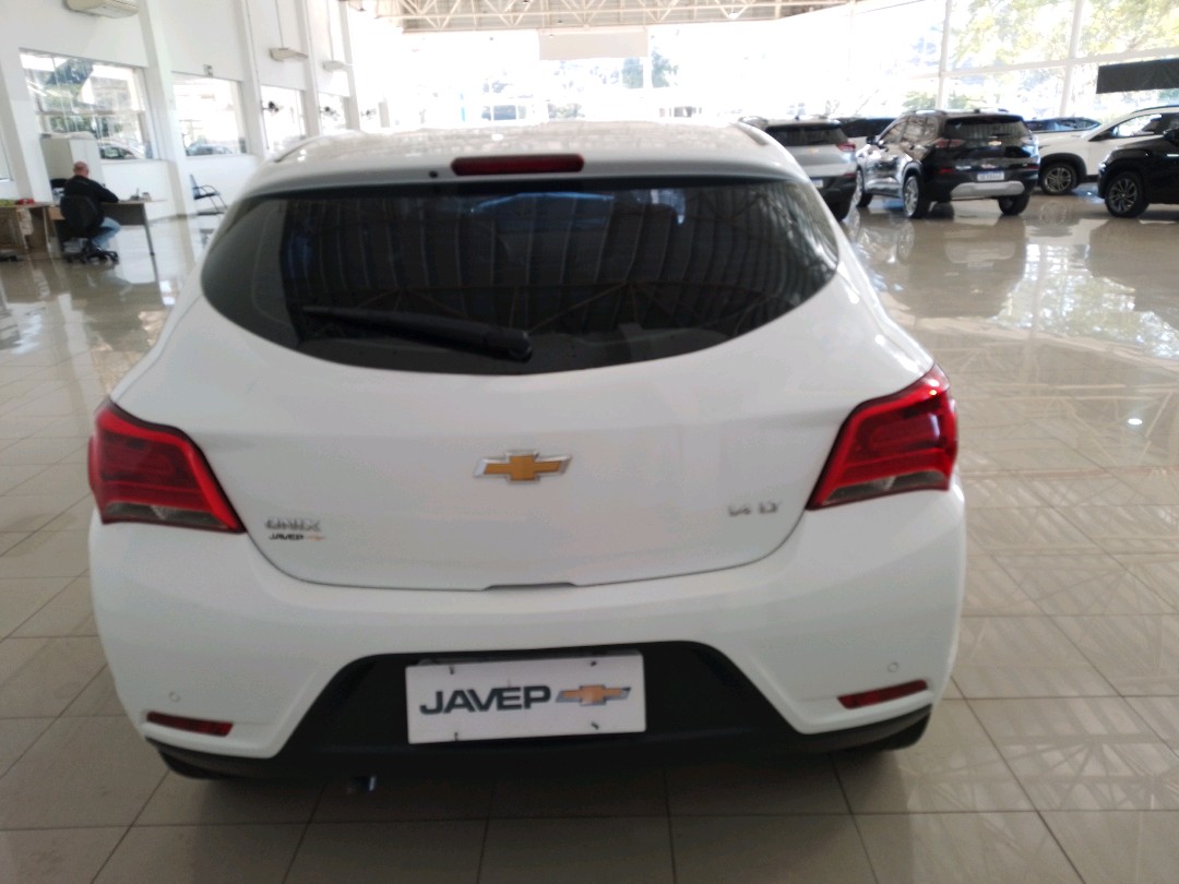 GM - Chevrolet-ONIX-1.4 MPFI LT 8V FLEX 4P MANUAL