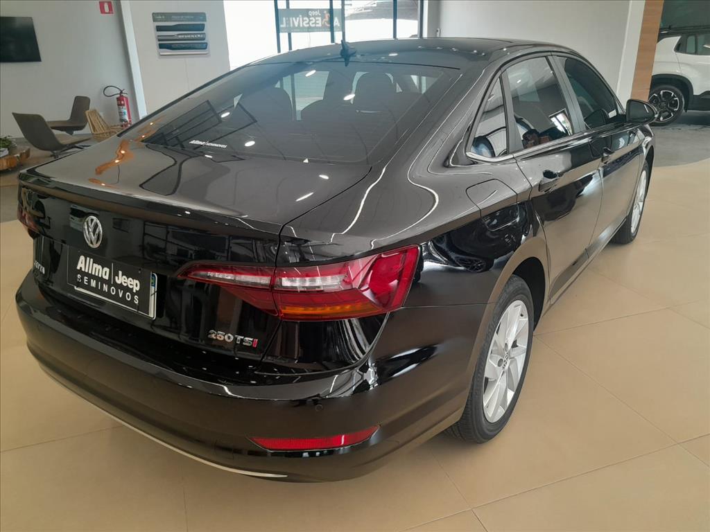 JETTA 1.4 250 TSI TOTAL FLEX COMFORTLINE TIPTRONIC1