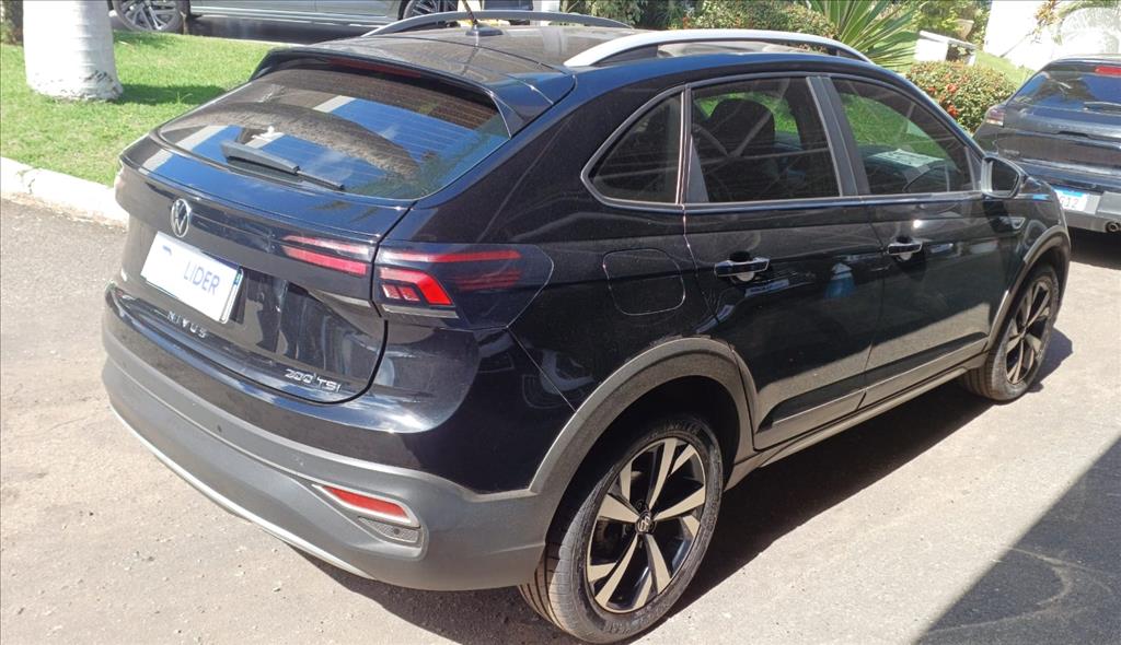 NIVUS 1.0 200 TSI TOTAL FLEX HIGHLINE AUTOMÁTICO1