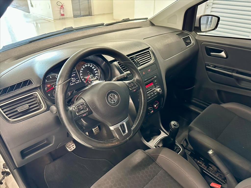 CROSSFOX 1.6 MI FLEX 8V 4P MANUAL4