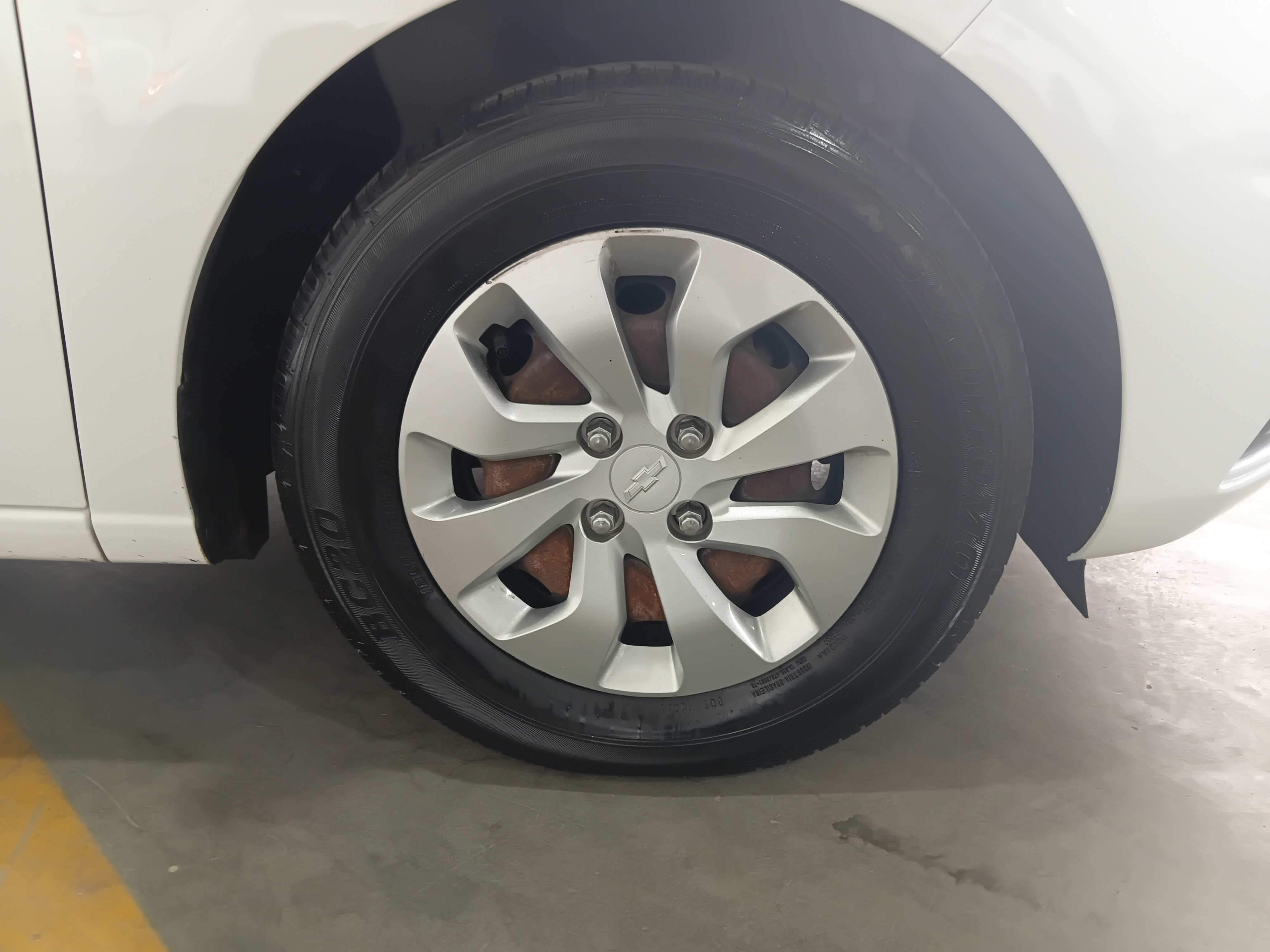 Chevrolet Onix 1.0 Mpfi LT 8V Flex 4P Manual - foto 2