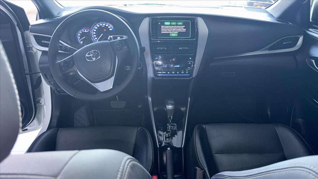 YARIS 1.5 16V FLEX XLS CONNECT MULTIDRIVE7