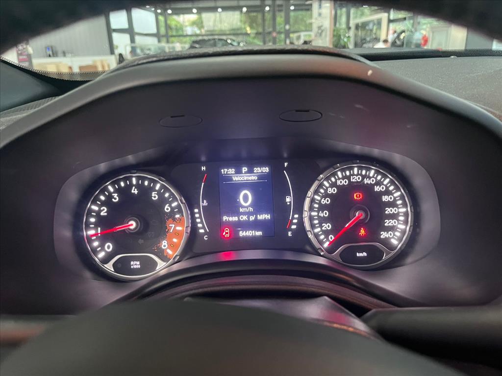 Jeep-RENEGADE-1.8 16V FLEX LONGITUDE 4P AUTOMÁTICO