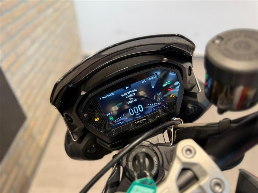 TRIUMPH-STREET-TRIPLE 765 RS