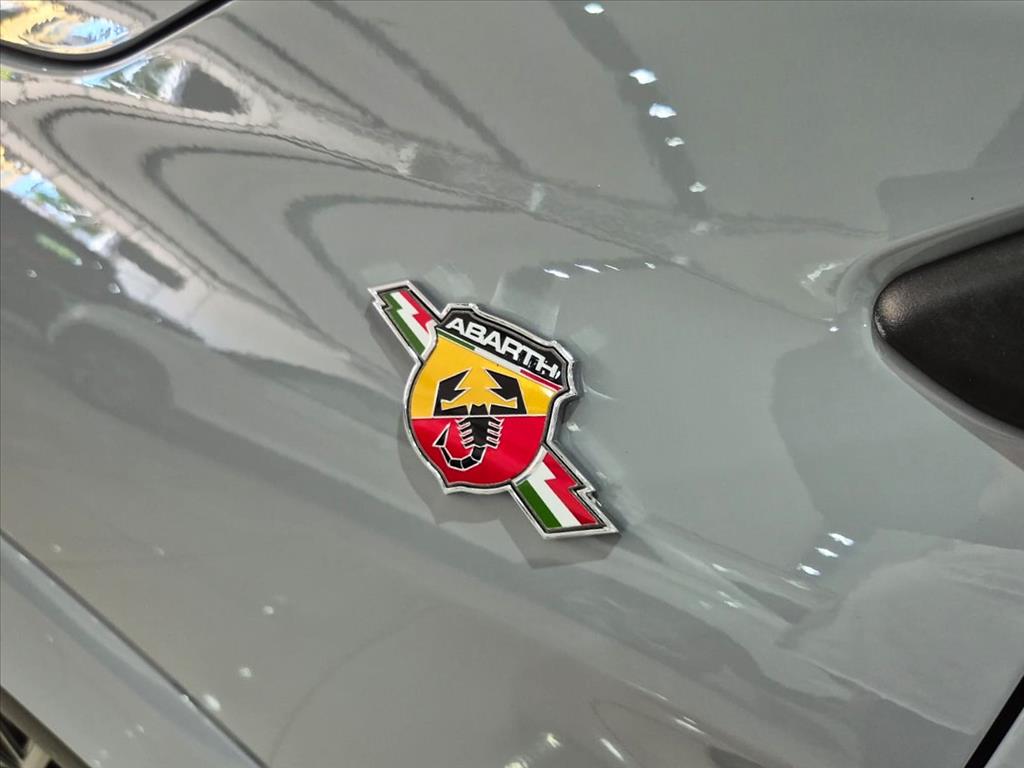 Fiat-FASTBACK-1.3 TURBO 270 FLEX ABARTH AT6