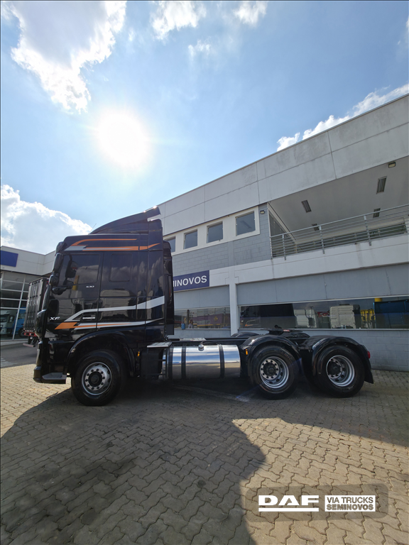 DAF-XF-FTT 530 6X4 SPACE CAB
