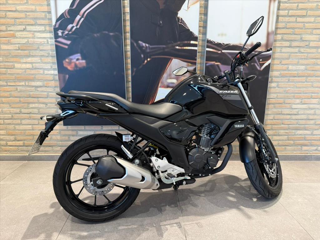 YAMAHA-FAZER-FZ15 ABS