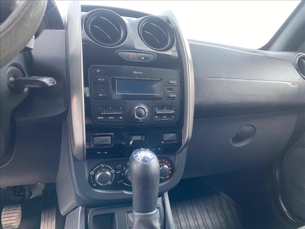 DUSTER OROCH 1.6 16V SCE FLEX EXPRESSION MANUAL7