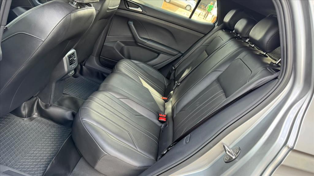 T-CROSS 1.4 250 TSI TOTAL FLEX HIGHLINE AUTOMÁTICO17