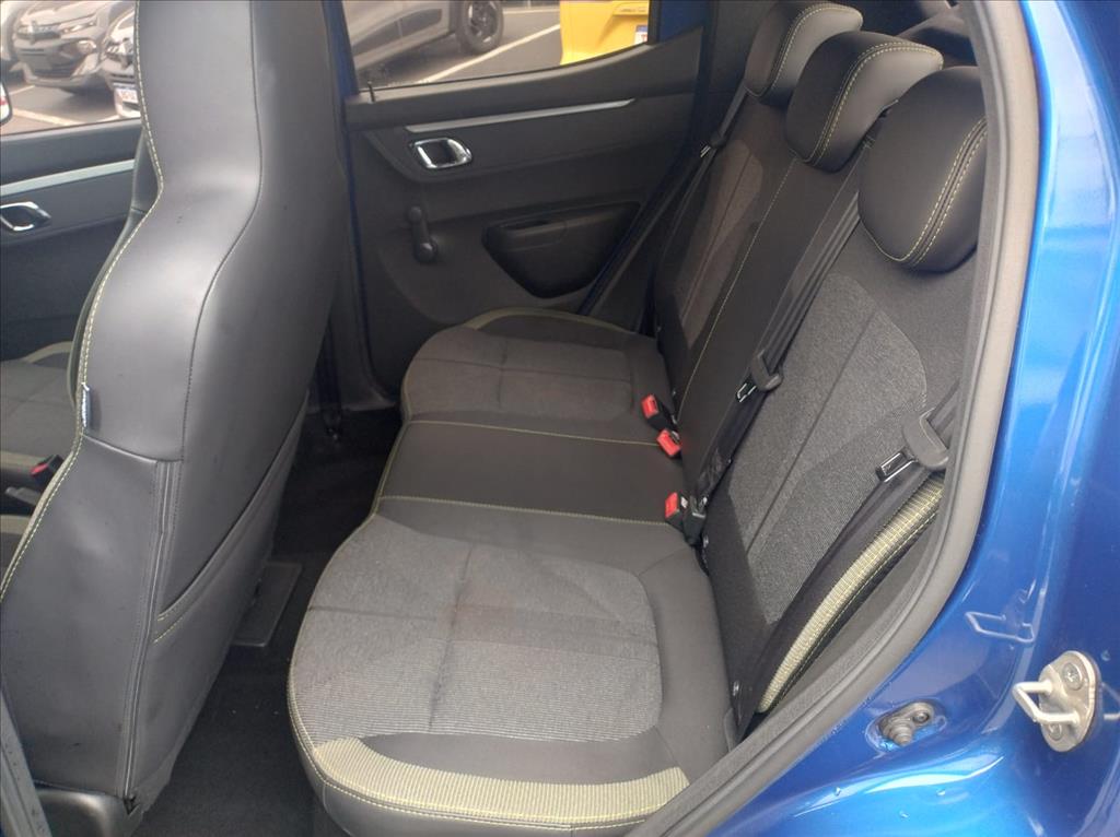 KWID 1.0 12V SCE FLEX OUTSIDER MANUAL14