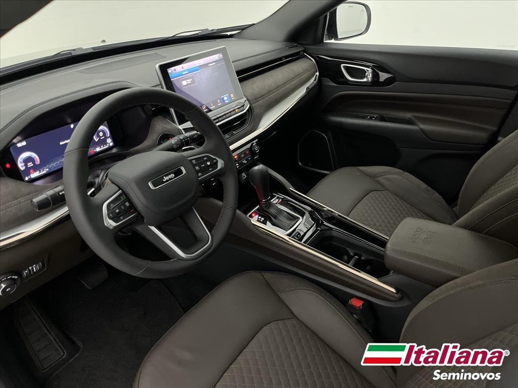 COMMANDER 1.3 T270 TURBO FLEX OVERLAND AT6