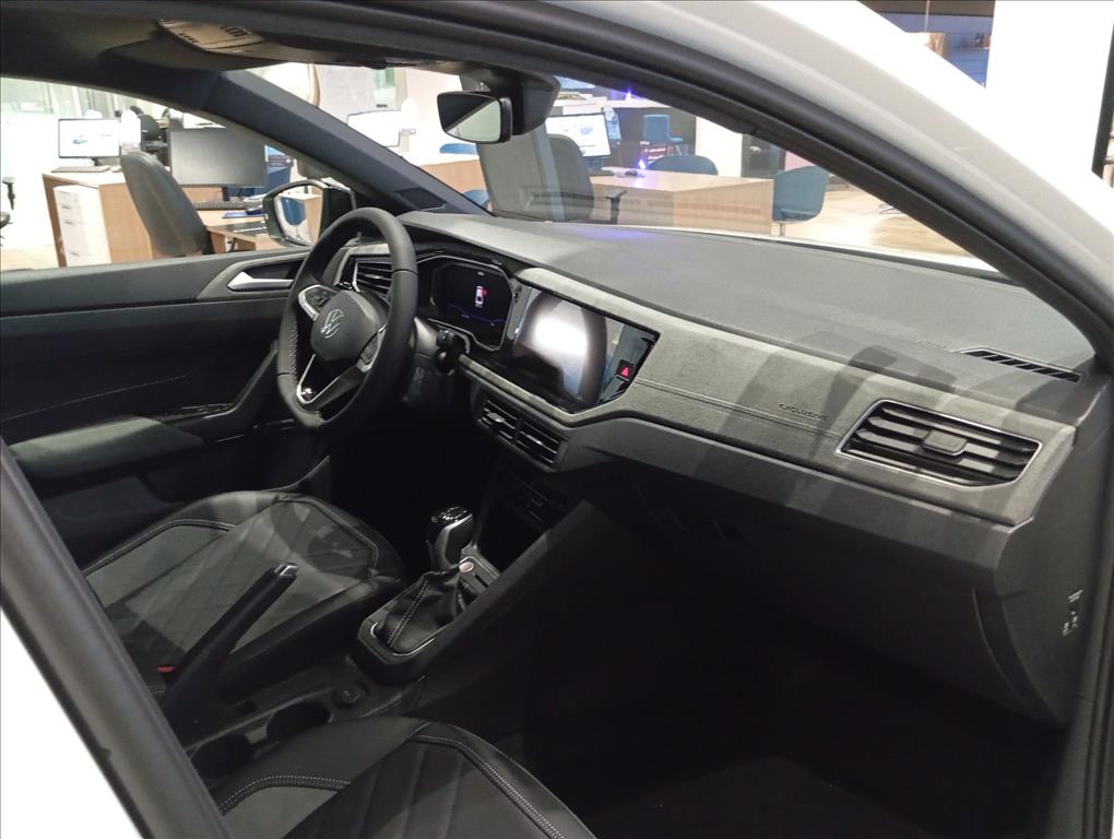 VIRTUS 1.4 250 TSI EXCLUSIVE AUTOMÁTICO7