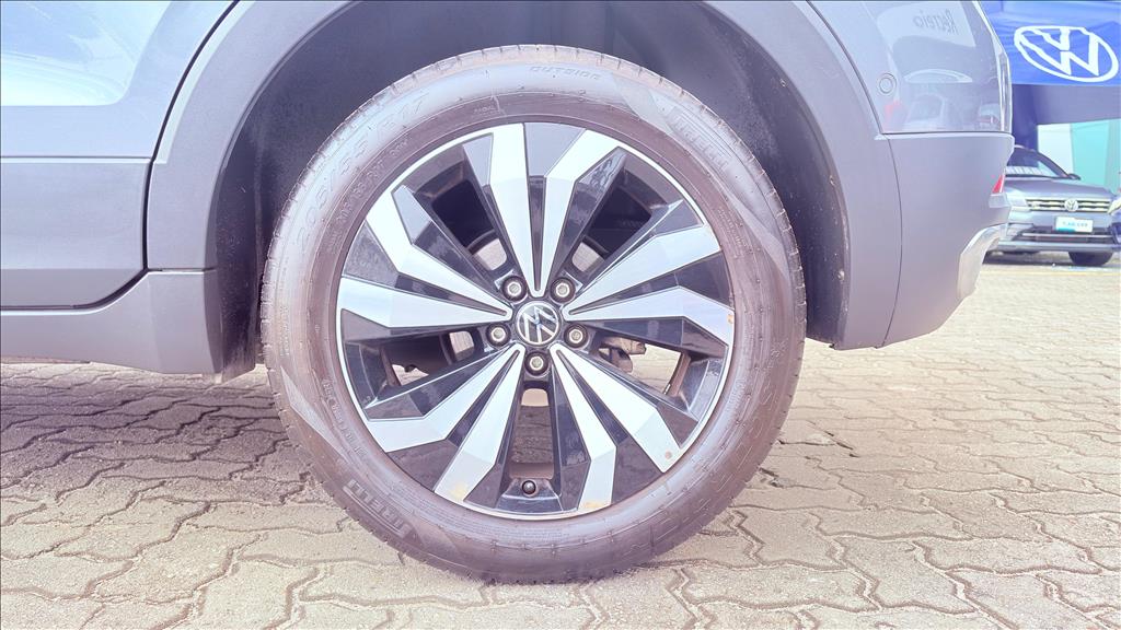 T-CROSS 1.4 250 TSI TOTAL FLEX HIGHLINE AUTOMÁTICO15