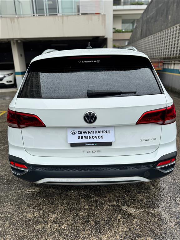 TAOS 1.4 250 TSI TOTAL FLEX HIGHLINE AUTOMÁTICO4