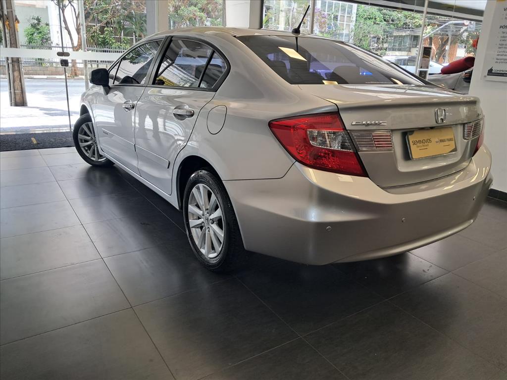 CIVIC 1.8 LXS 16V FLEX 4P AUTOMÁTICO5