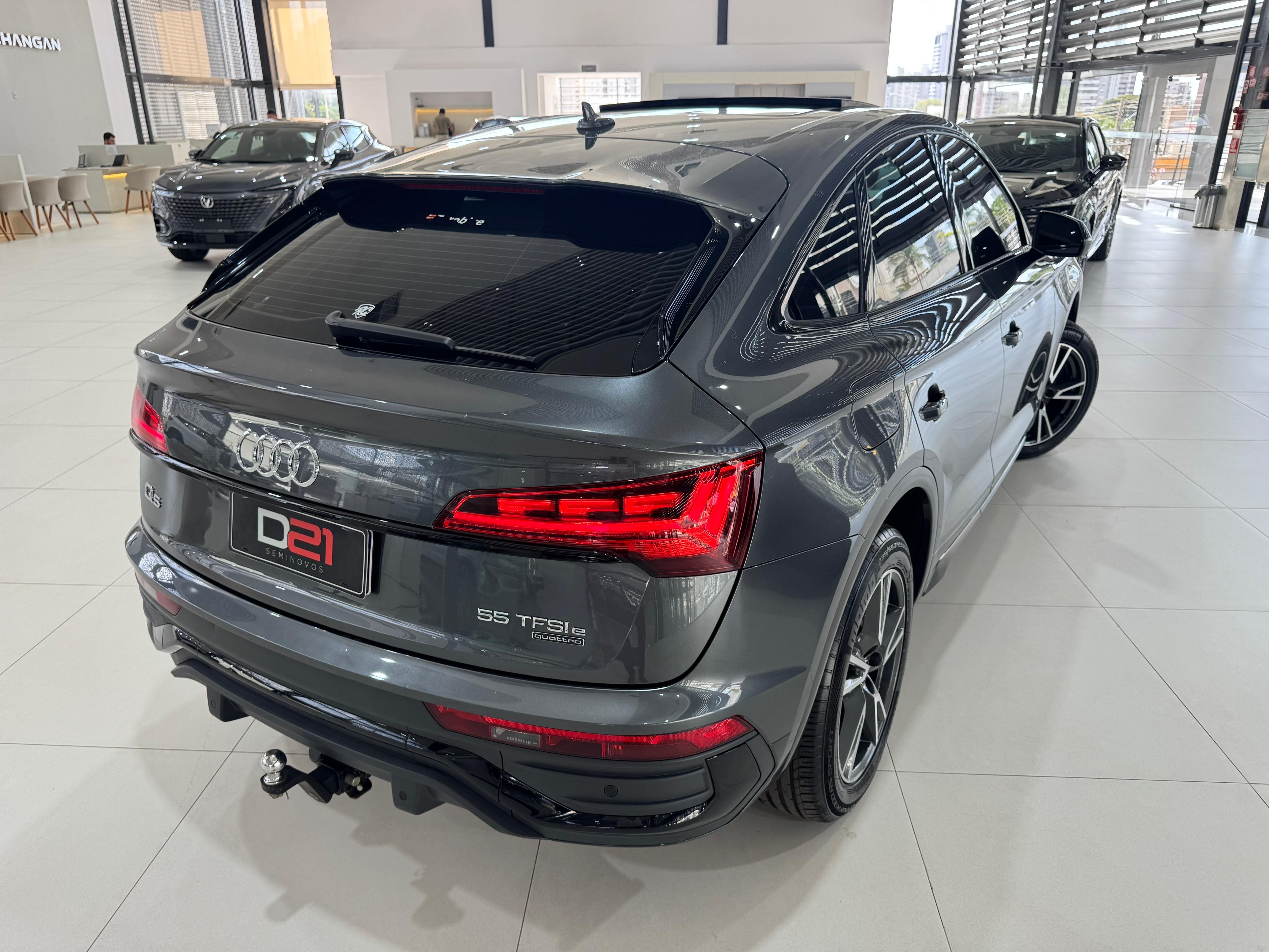 Audi-Q5-2.0 55 TFSIE PHEV PERFORMANCE BLACK QUATTRO S TRONIC