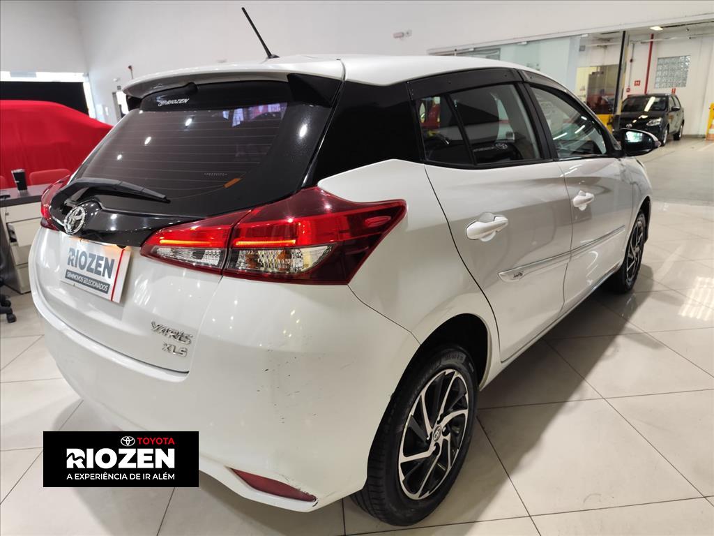 YARIS 1.5 16V FLEX XLS CONNECT MULTIDRIVE2