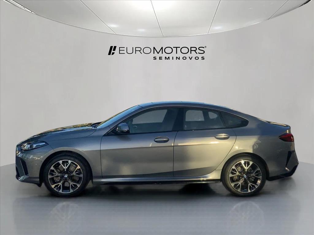BMW-220i-2.0 16V TURBO GASOLINA GRAN COUPÉ M SPORT STEPTRONIC