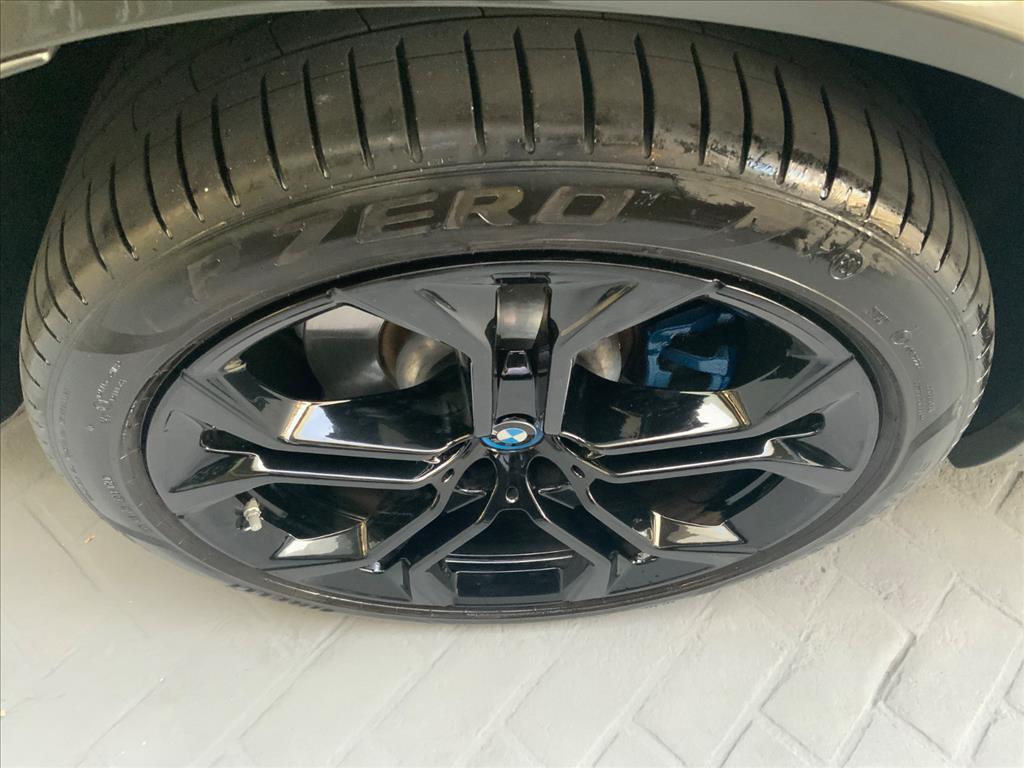 BMW-X5-3.0 I6 TURBO HÍBRIDO XDRIVE50E X-LINE AUTOMÁTICO