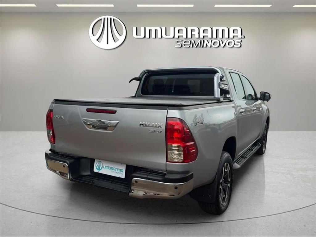 HILUX 2.8 D-4D TURBO DIESEL CD SRV 4X4 AUTOMÁTICO4