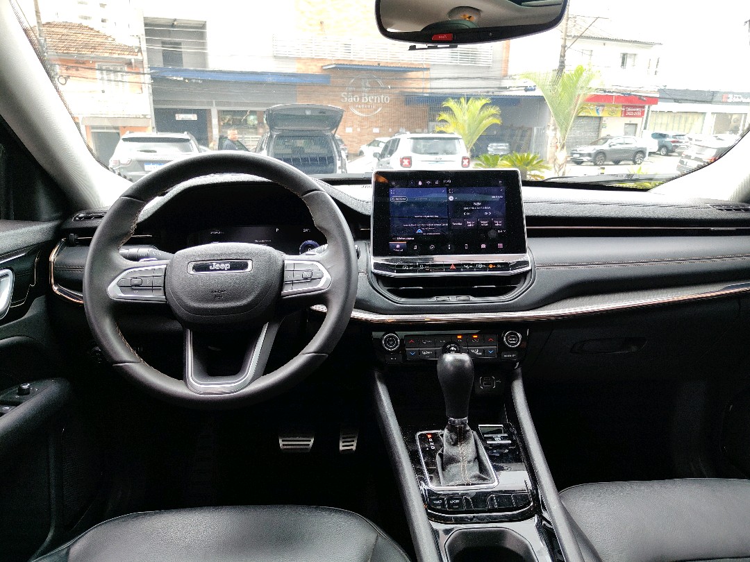 COMPASS 1.3 T270 TURBO FLEX LIMITED AT610