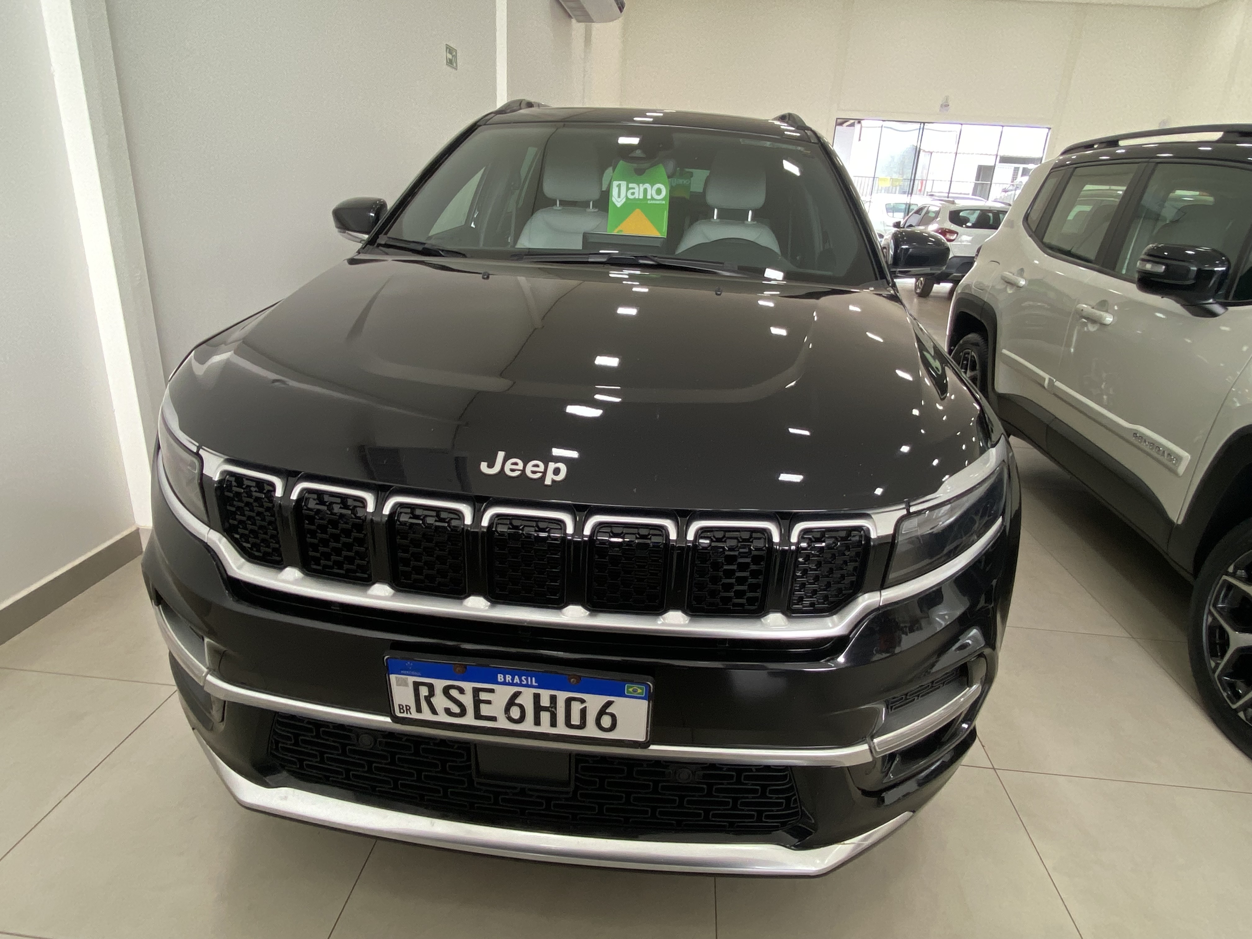 COMMANDER 1.3 T270 TURBO FLEX OVERLAND AT6