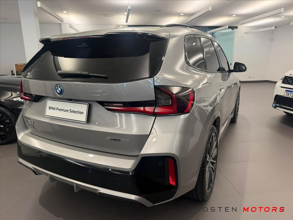 BMW-iX1-ELÉTRICO XDRIVE30 M SPORT