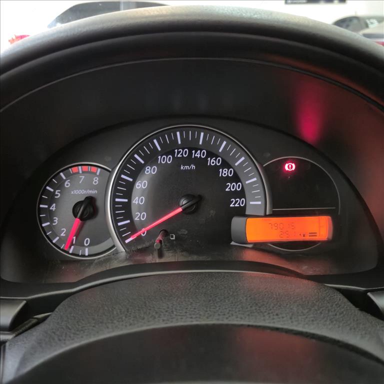 MARCH 1.6 SV 16V FLEX 4P MANUAL7