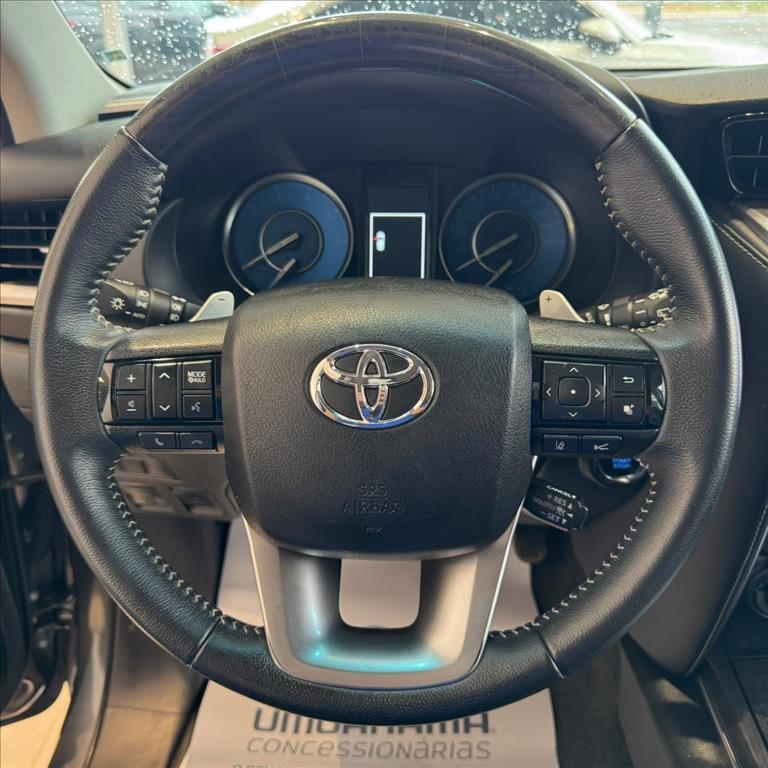 HILUX SW4 2.8 D-4D TURBO DIESEL SRX 4X4 AUTOMÁTICO8