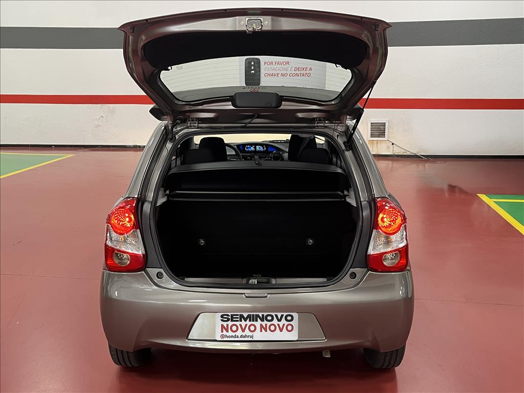 ETIOS 1.5 XS 16V FLEX 4P AUTOMÁTICO7