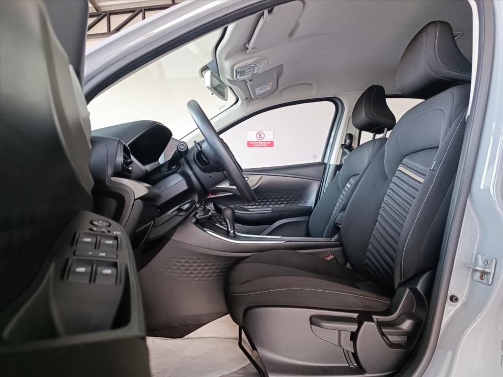 FASTBACK 1.0 TURBO 200 FLEX CVT4