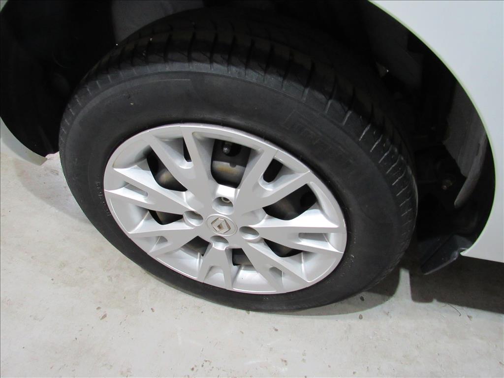 LOGAN 1.0 12V SCE FLEX ZEN MANUAL