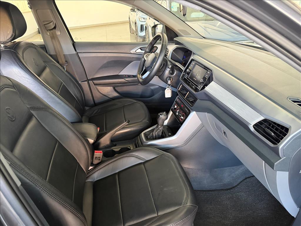 T-CROSS 1.0 200 TSI TOTAL FLEX AUTOMÁTICO9