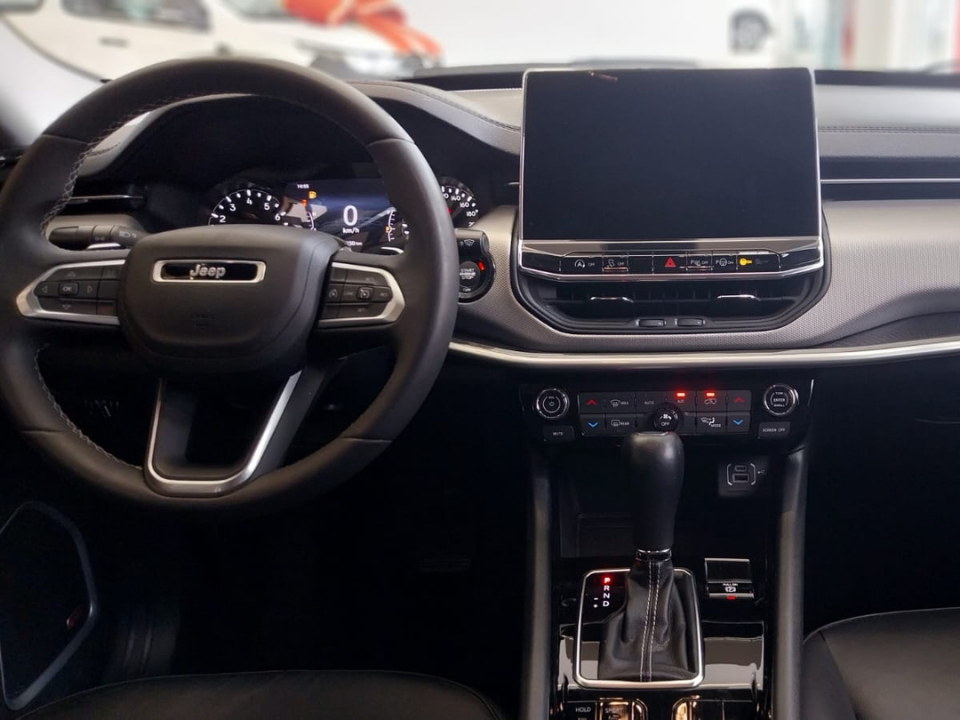 COMPASS 1.3 T270 TURBO FLEX LONGITUDE AT67