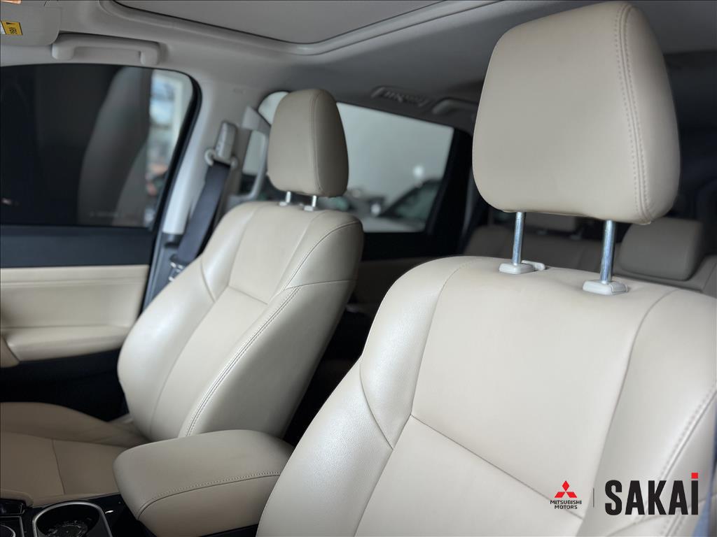 Mitsubishi-PAJERO SPORT-2.4 16V MIVEC TURBO DIESEL LEGEND AWD AUTOMÁTICO