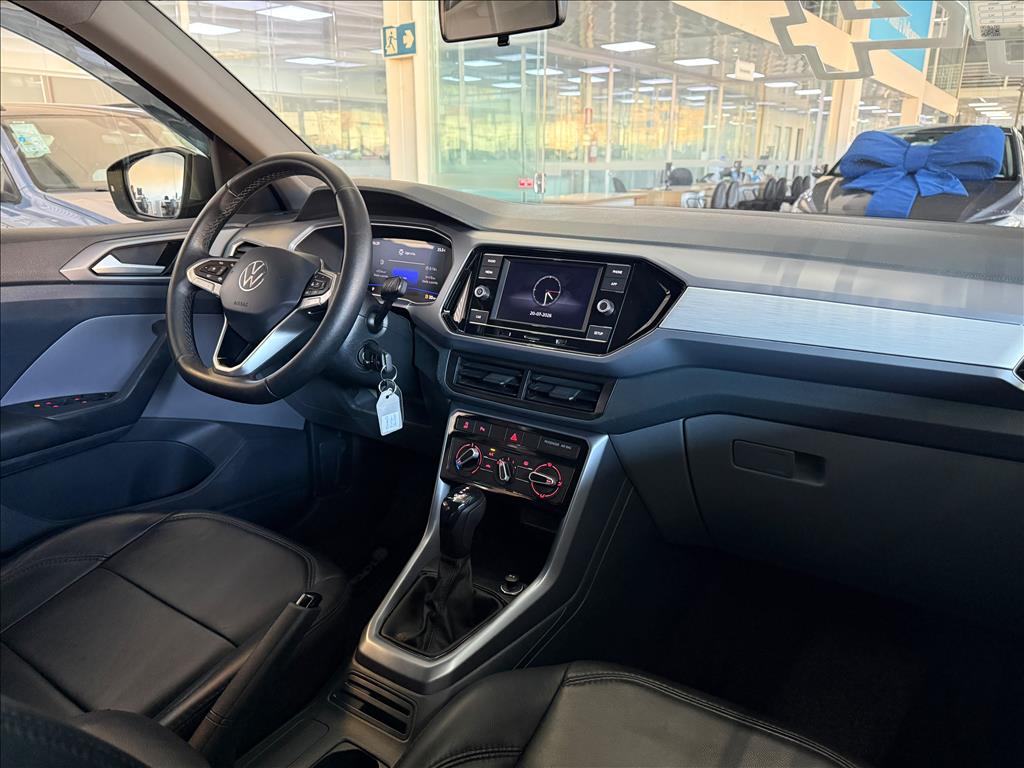 T-CROSS 1.0 200 TSI TOTAL FLEX AUTOMÁTICO10