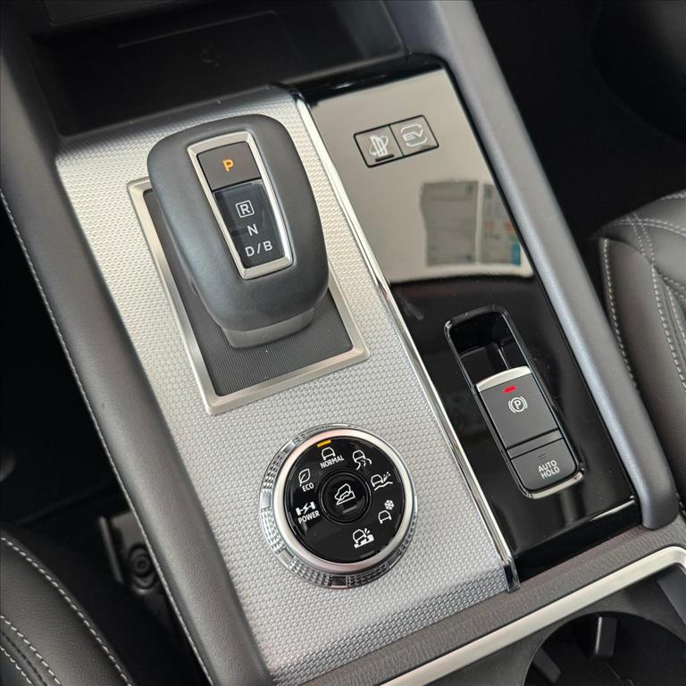 Mitsubishi-OUTLANDER-2.4 PHEV HPE-S S-AWC DHT