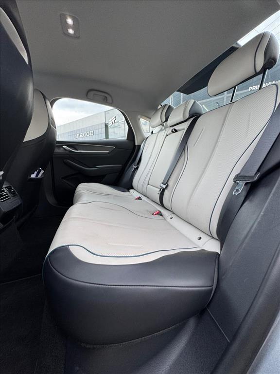 KING 1.5 DM-I PHEV GS AUTOMÁTICO5