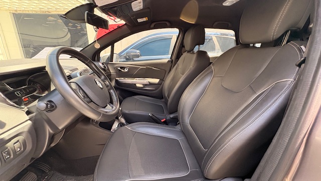 Renault-CAPTUR-1.6 16V SCE FLEX BOSE X-TRONIC