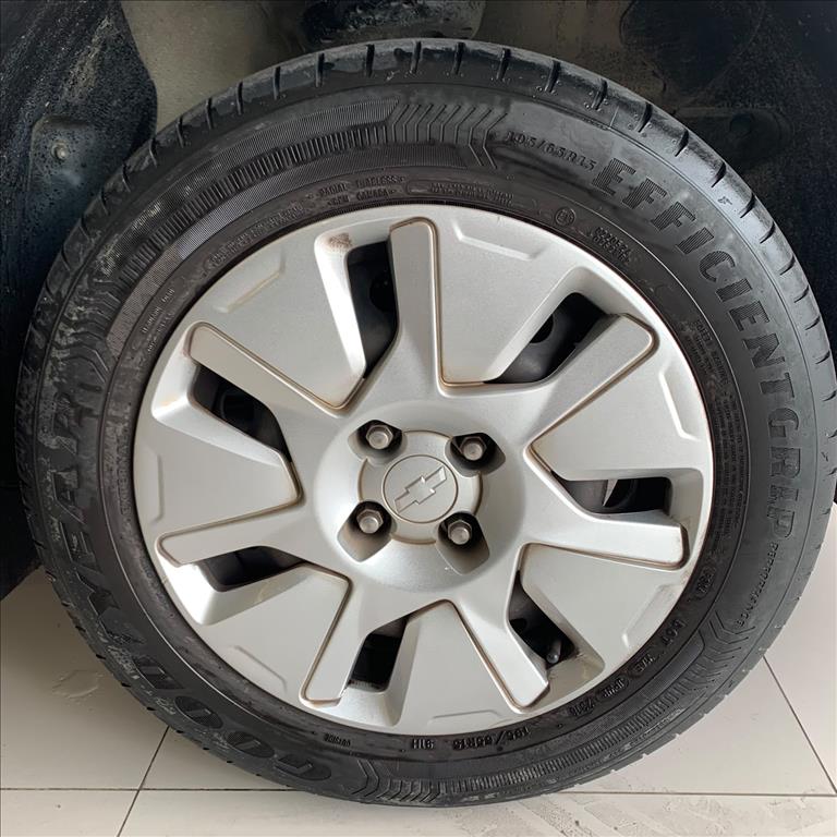 SPIN 1.8 LT 8V FLEX 4P MANUAL12