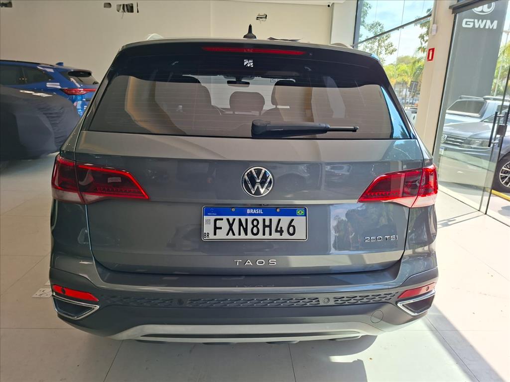 TAOS 1.4 250 TSI TOTAL FLEX HIGHLINE AUTOMÁTICO4